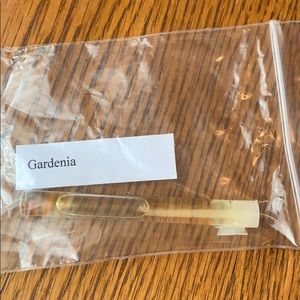 Roja Dove gardenia sample